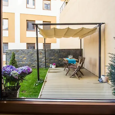 Seasons Studio Garden
